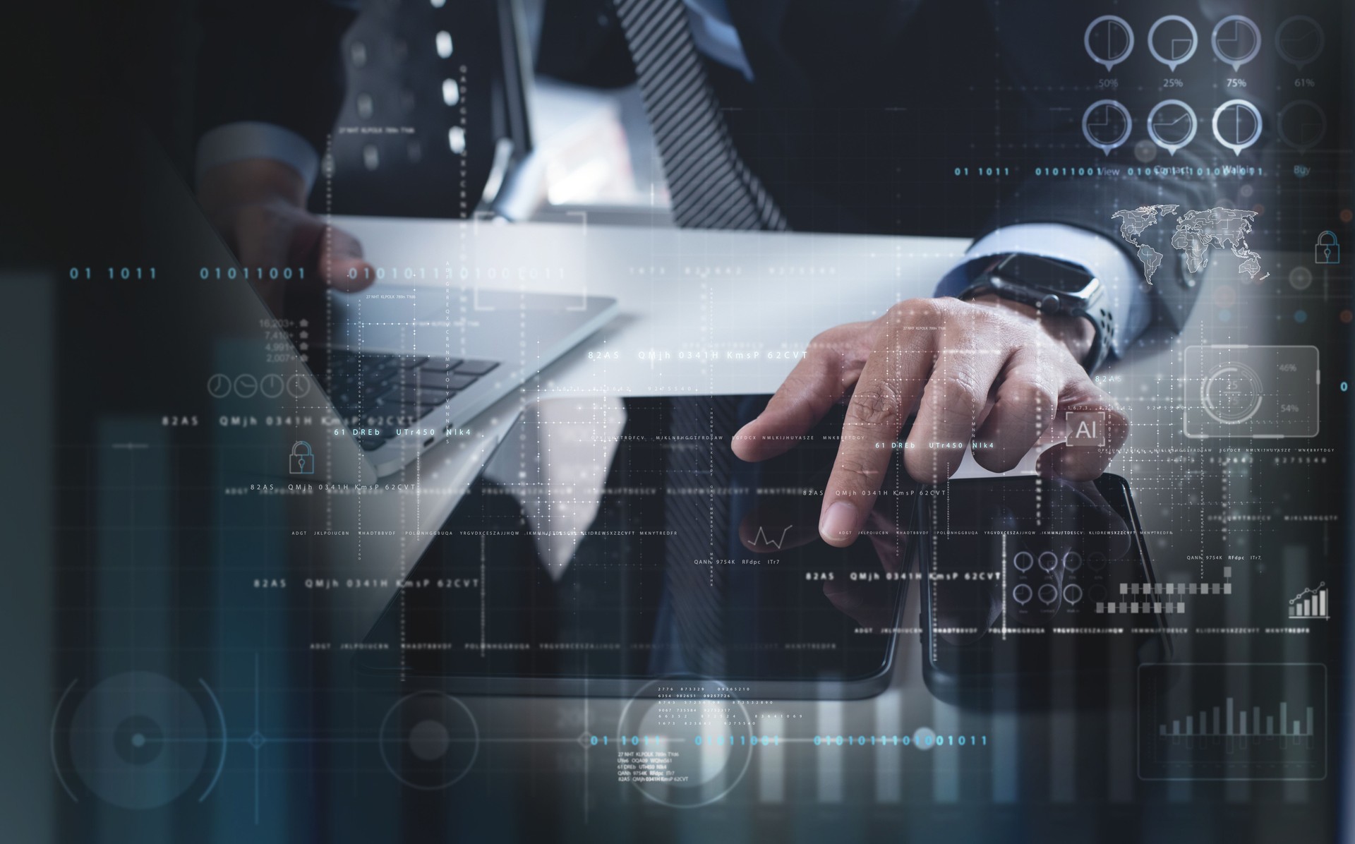 Analyse de données, concept de Business Intelligence. Homme d’affaires utilisant une tablette numérique avec un tableau de bord informatique moderne au bureau